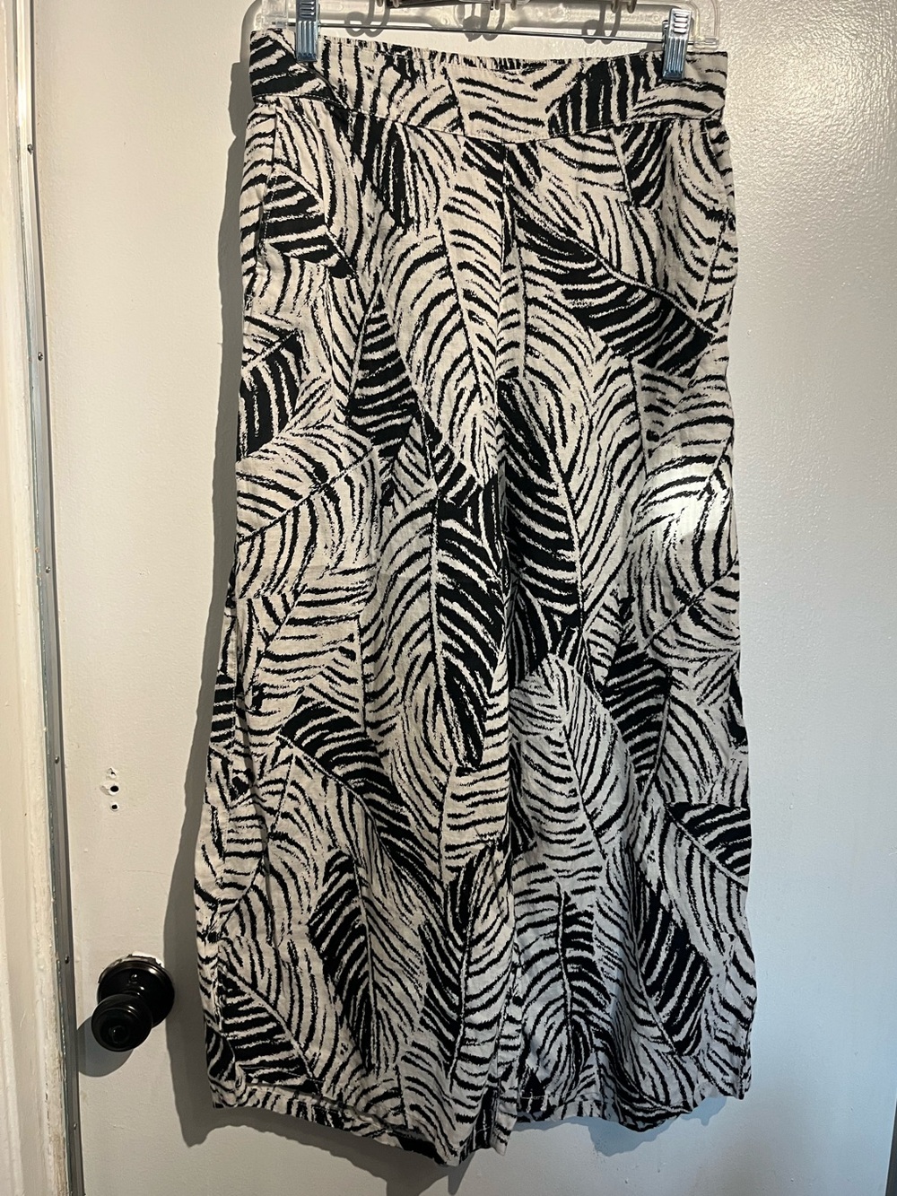 Cynthia Rowley Black & White Leaf Print Pull-On 100% Linen Wide Leg Pants Medium